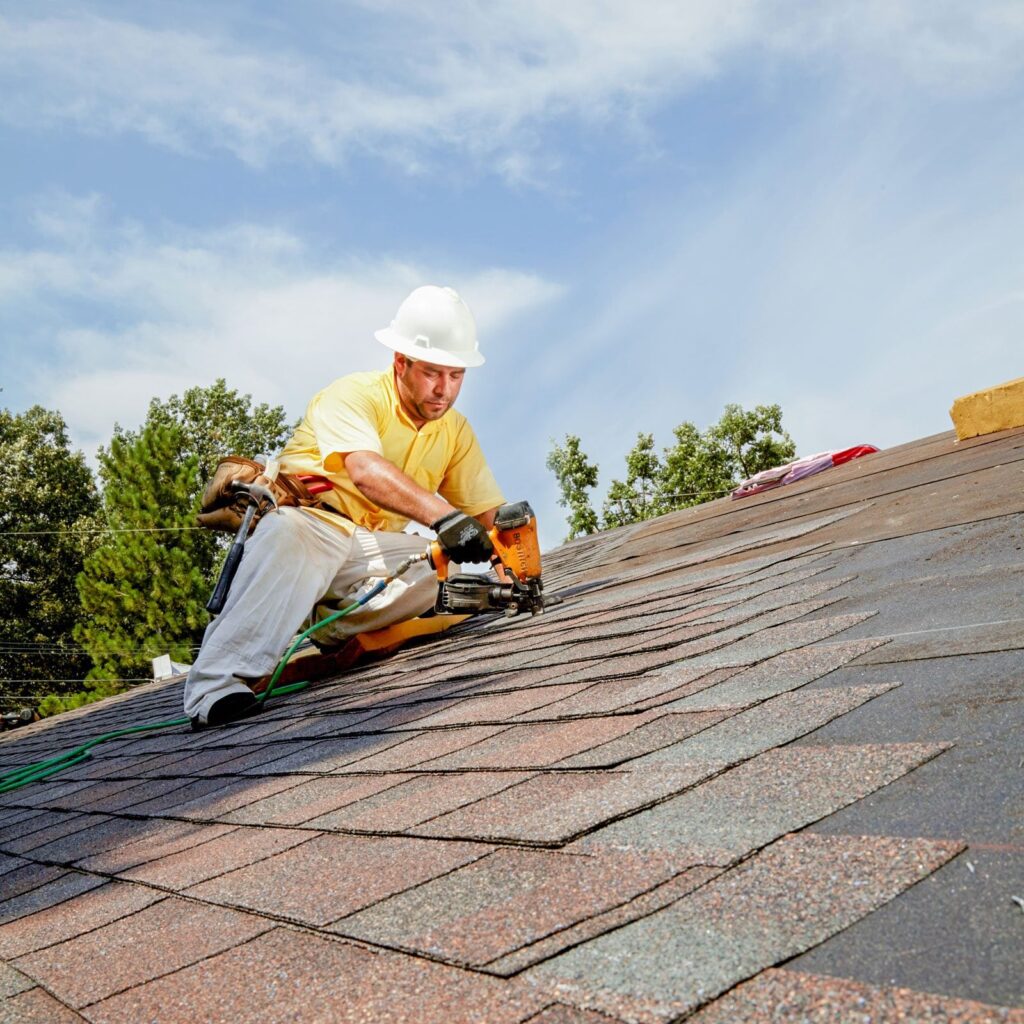 asphalt-shinglee-roof-installation-south-florida